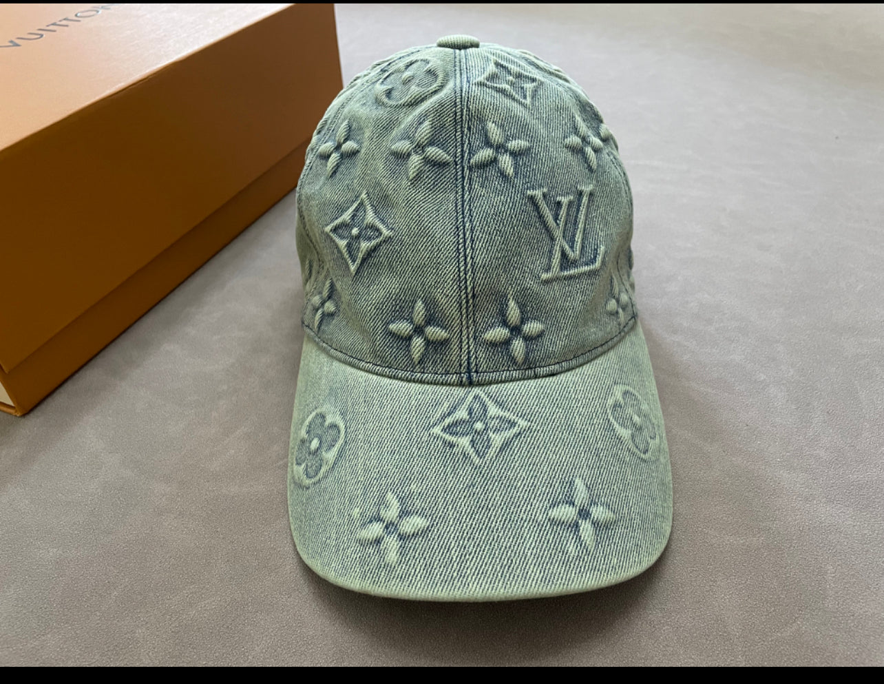 Casquette Lv Blue jean + ticket