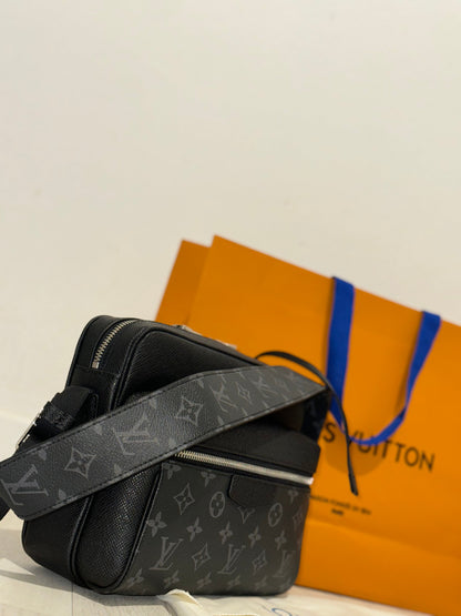 Lv outdoor bag invoice 10/10