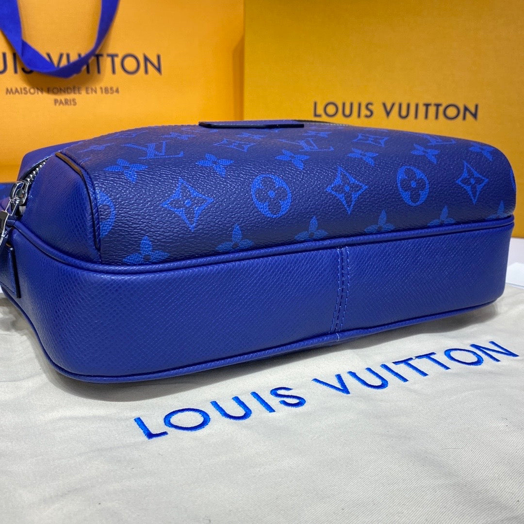 Lv outdoor blue bag invoice 10/10