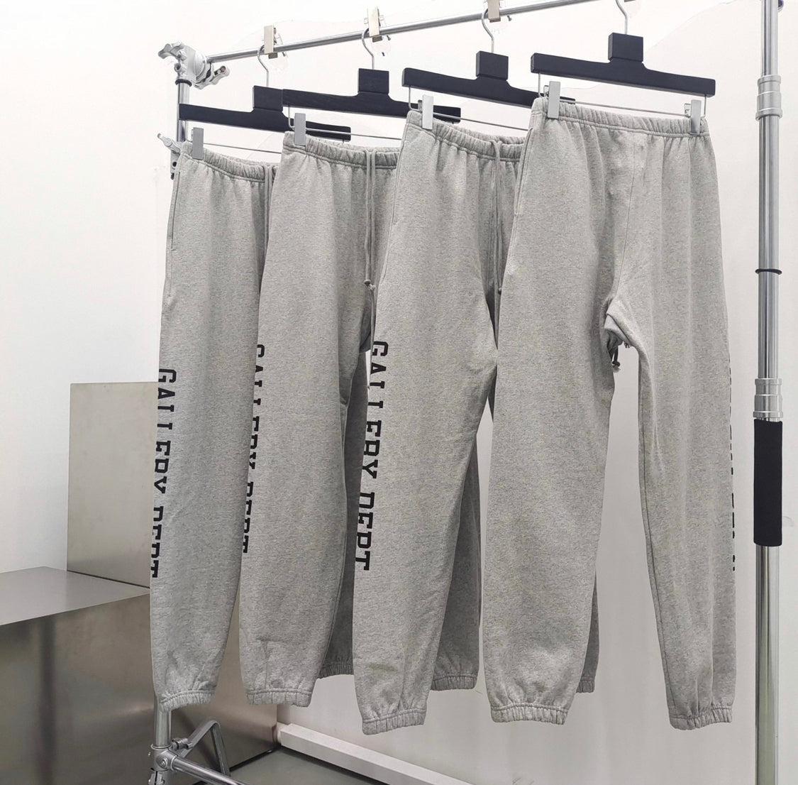 Pantalon Galery dépt gris