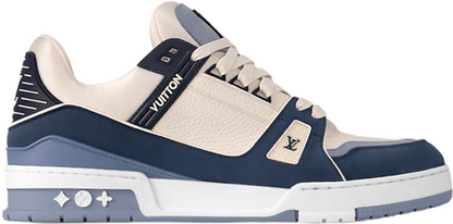 Lv Trainers stellen blaue Turnschuhe in Rechnung