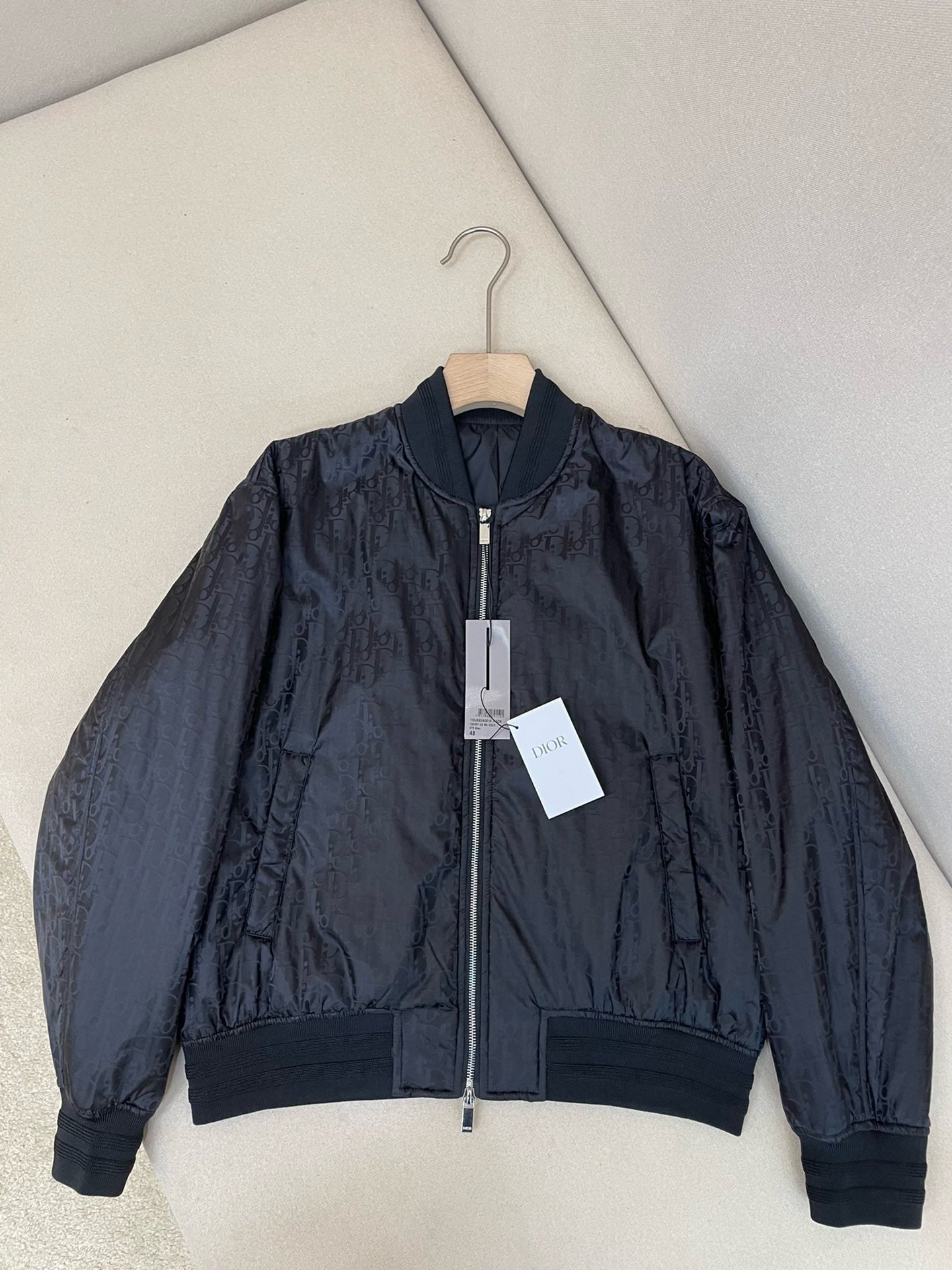 Bomber CD oblique technique black 2023