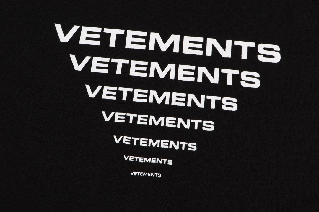 Black T-shirt with Vetements logo print