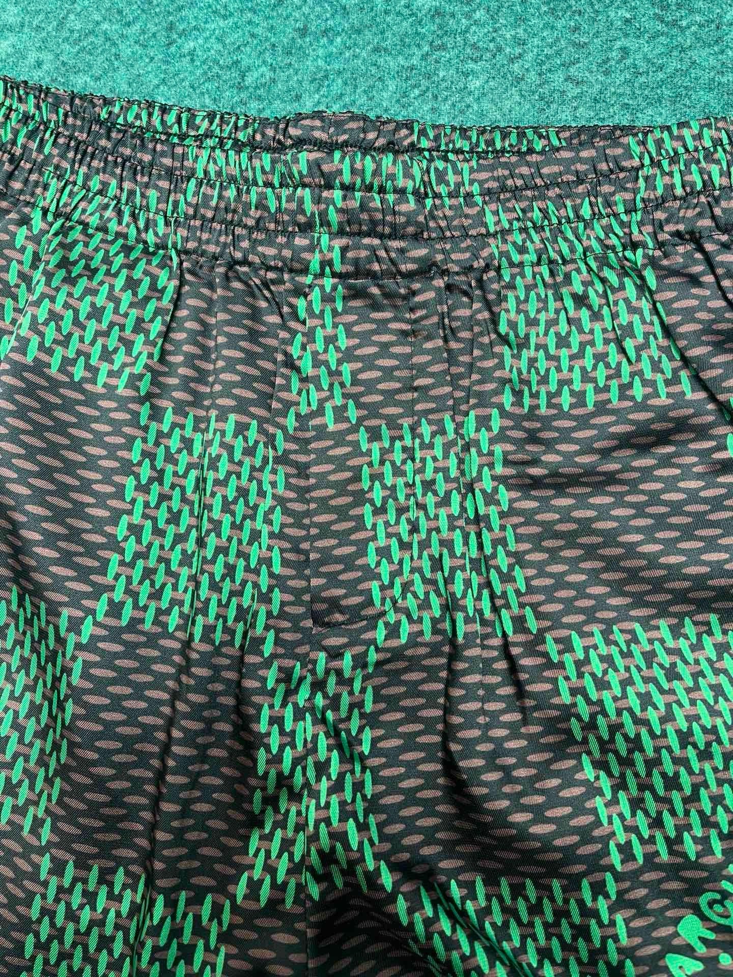 Lässige Shorts aus LV-Seide