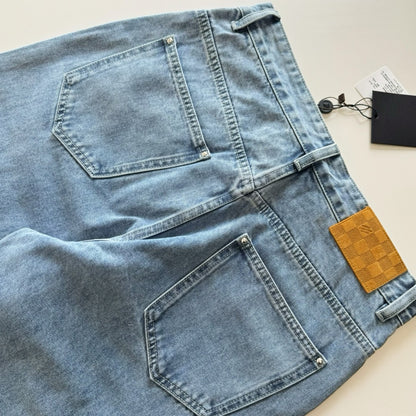 Jean Lv droit denim