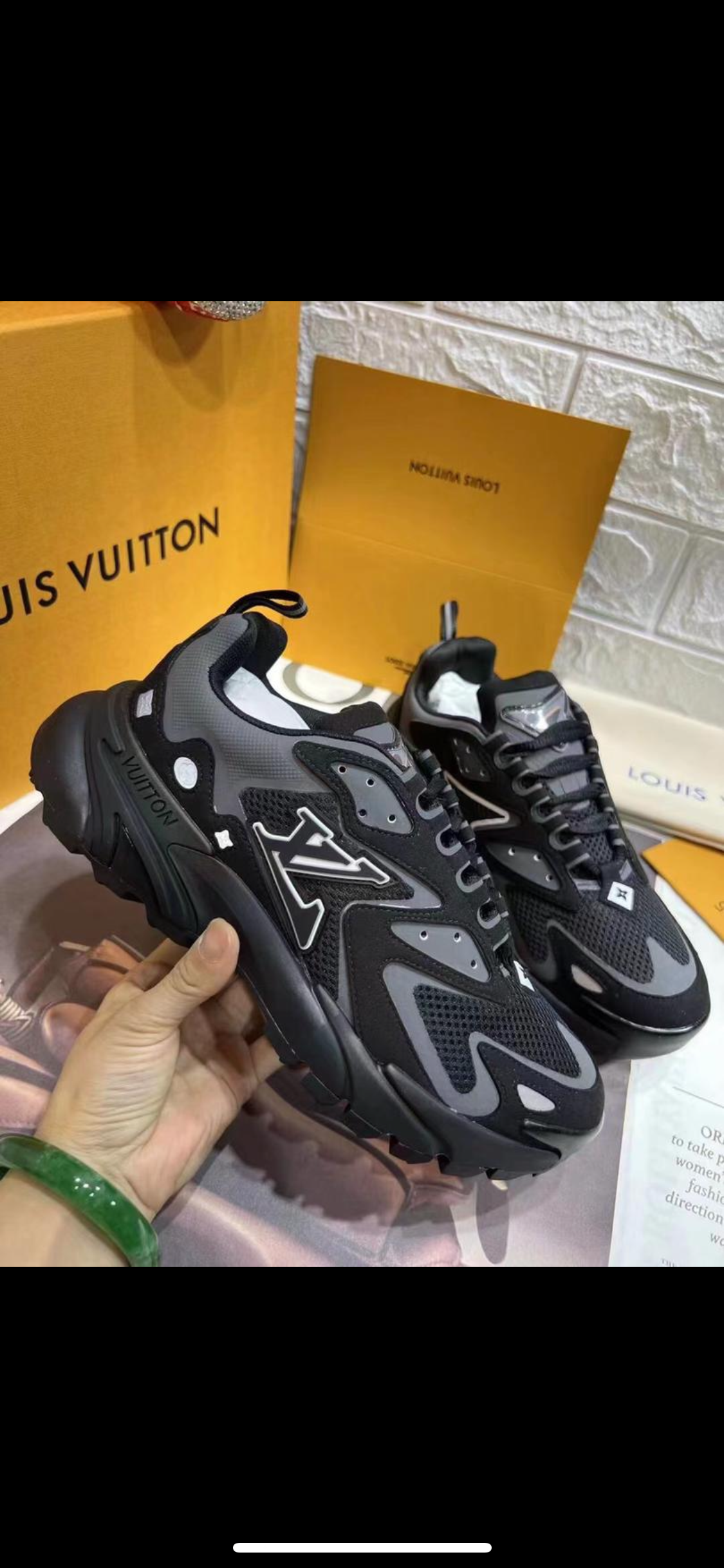 Lv tatic black invoice sneakers