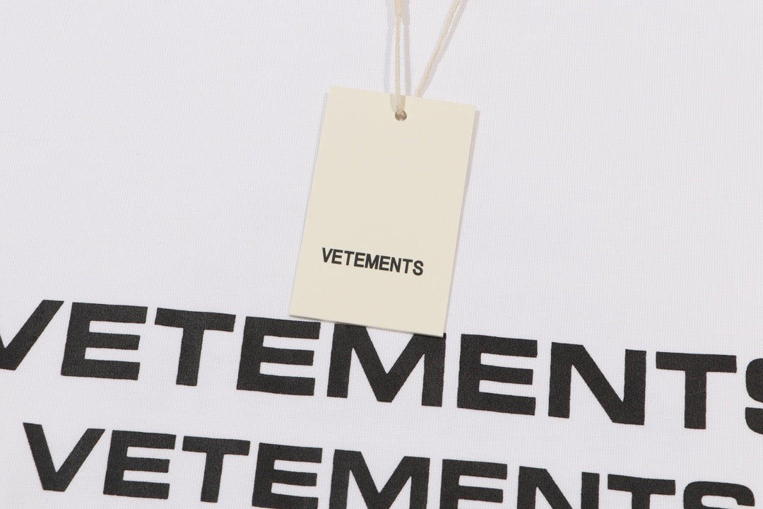 White T-shirt with Vetements logo print