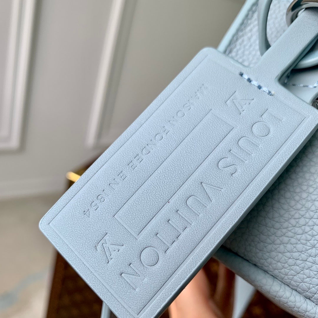 Messenger bag take off ice blue invoice 10/10