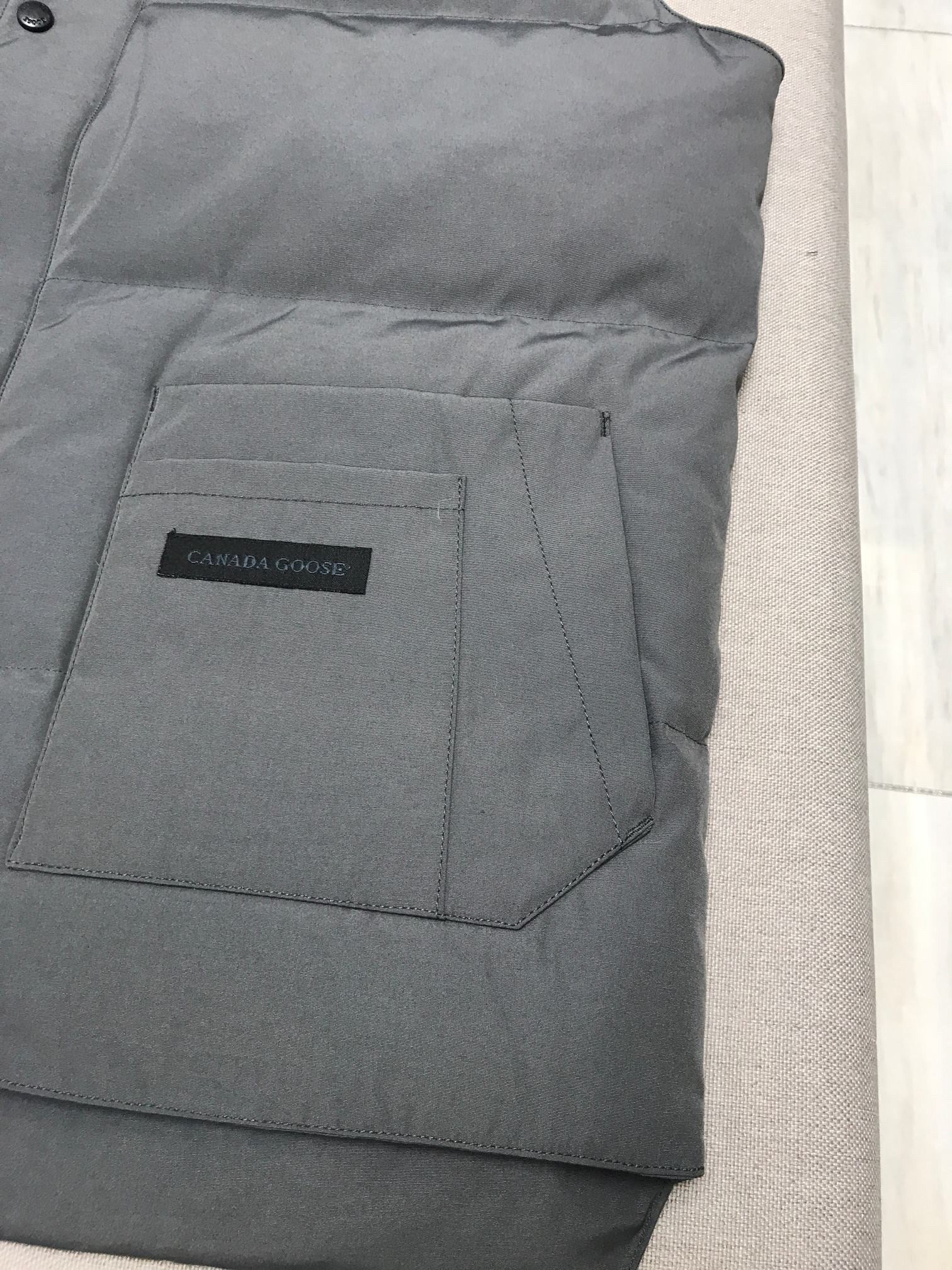 Cnd Sleeveless grey black label invoice 2023