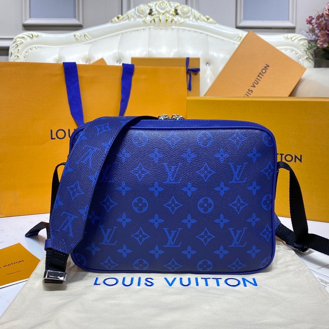 Lv outdoor blue bag invoice 10/10