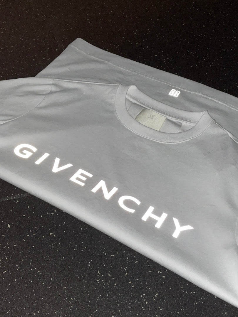 T shirt Givenchy réfléchissant