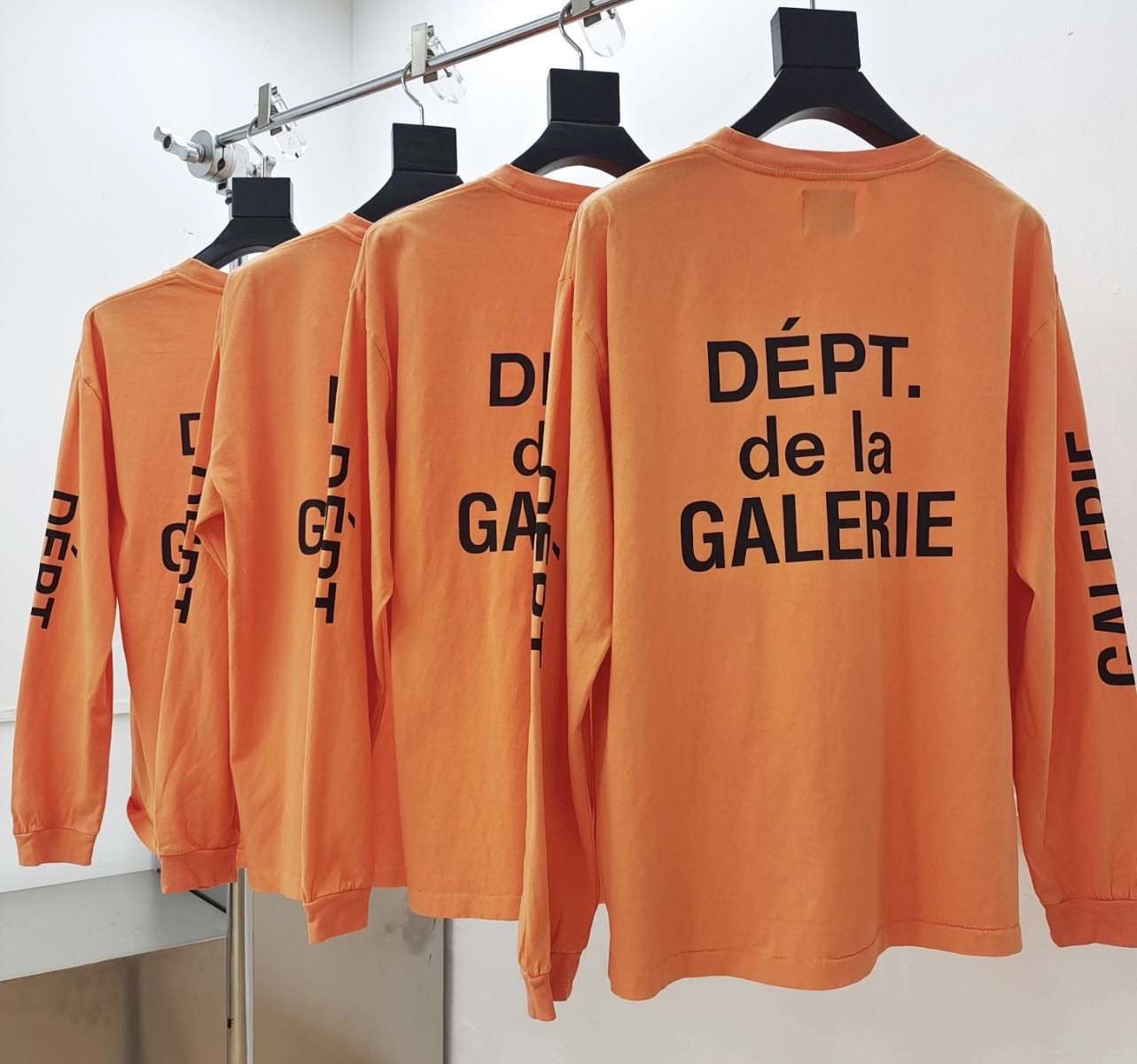 T-shirt Galery DEPT