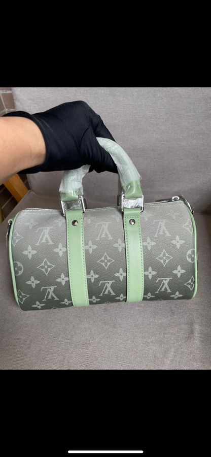 Sac keepall Grey vert 25 facture 10/10