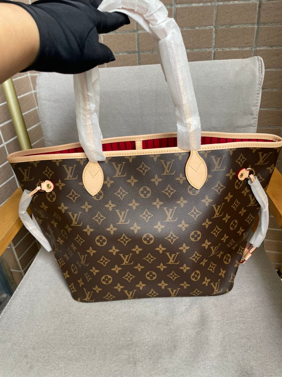 Neverfull MM Tasche Peony Beige Innenrechnung