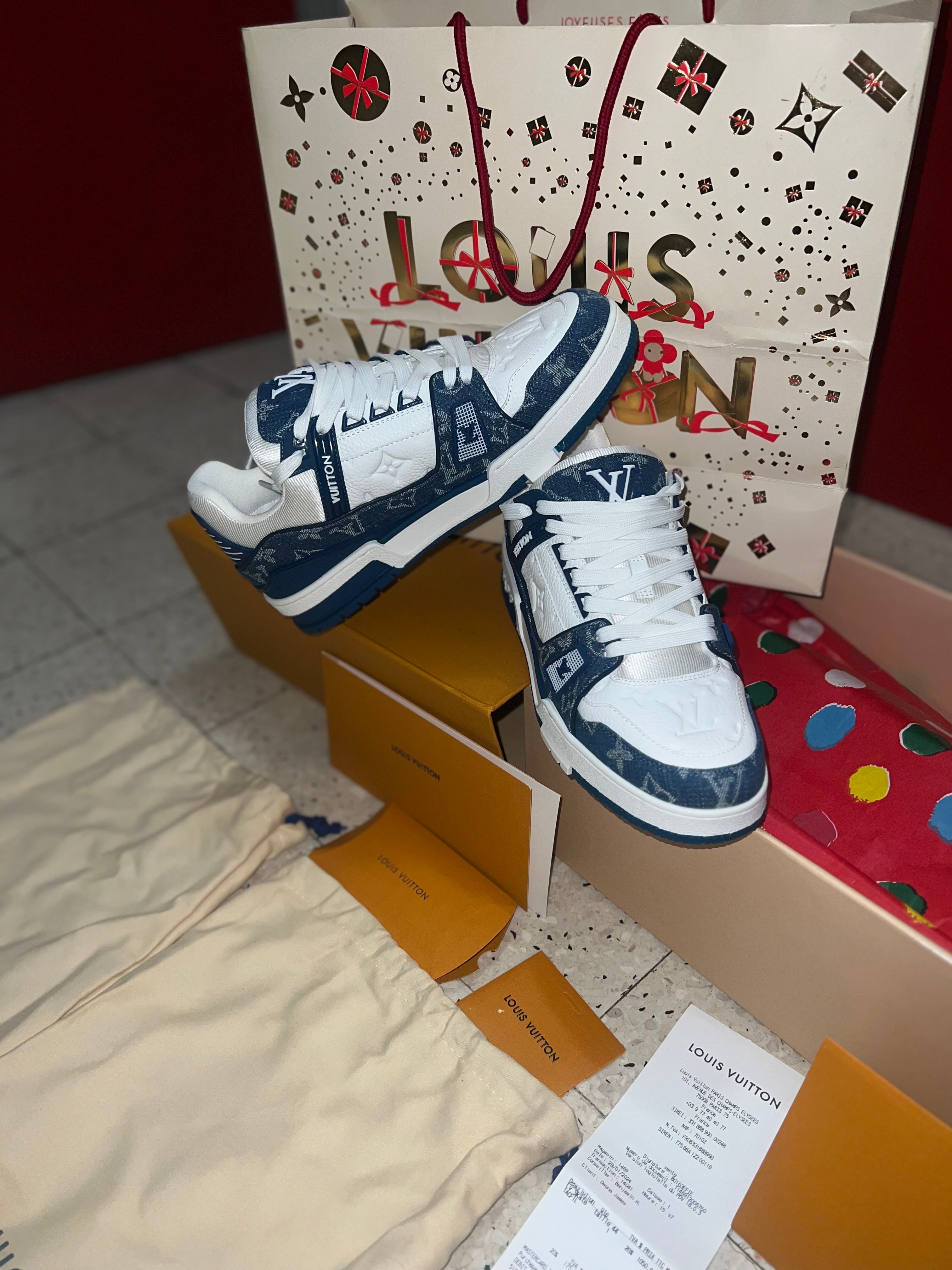 Lv trainers blue jean qualité 10/10 facture