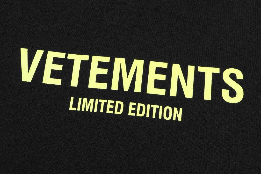 T-shirt noir Vetements