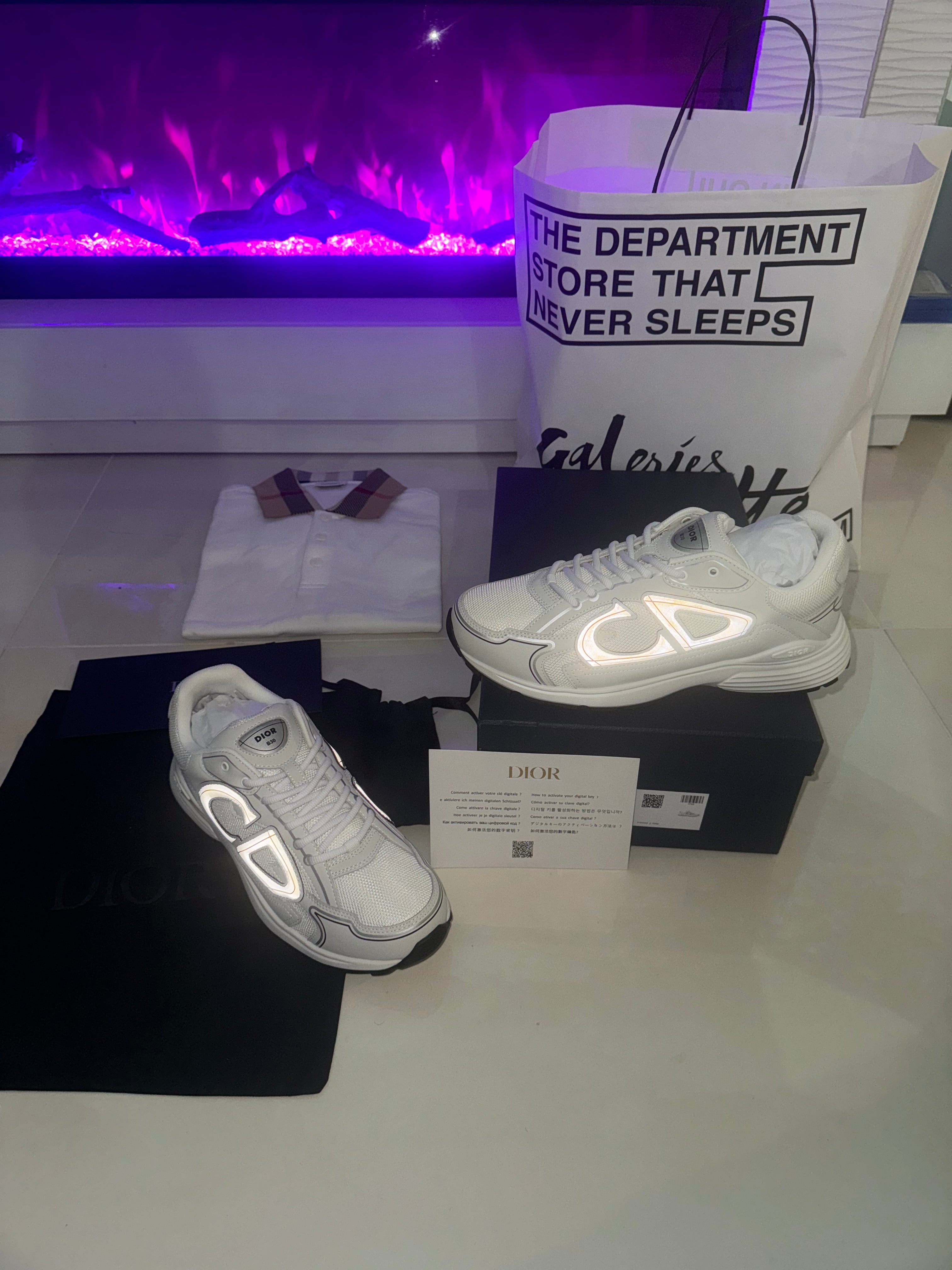 SNEAKERS B30 V3S 2025 💡 VERSION BIEN LISSE WHITE RÉFLECTIVE RÉACTION CORRECTES  FACTURE PACKAGING COMPLET MODÈLE POUSSÉ