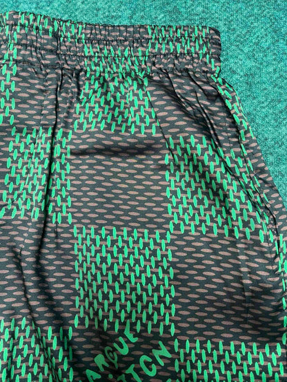 Lässige Shorts aus LV-Seide