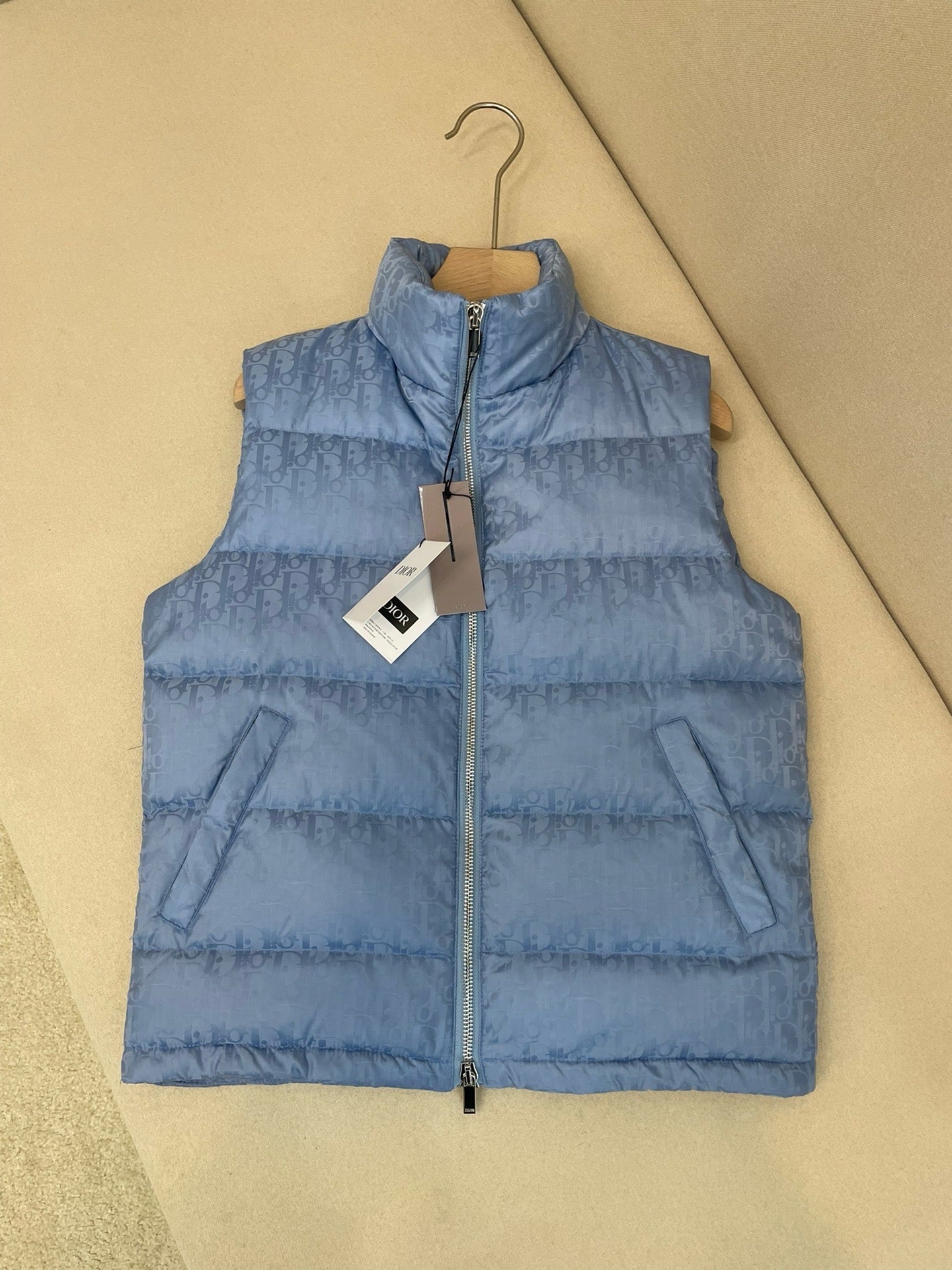 CD blue Sky sleeveless down jacket