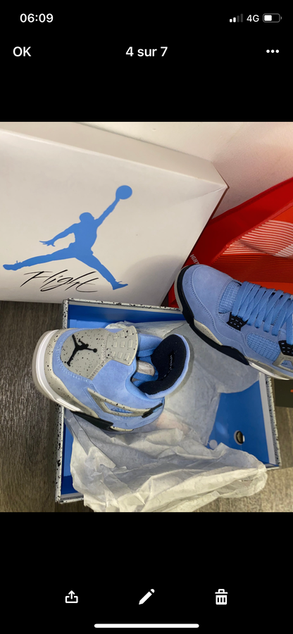 AJ4 university blue  Flight club Authentification ✔️ Facture