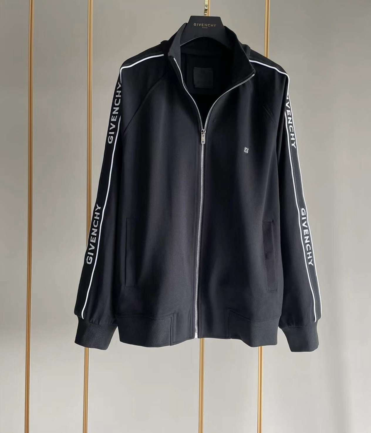 Givenchy tracksuit Maison Ringo